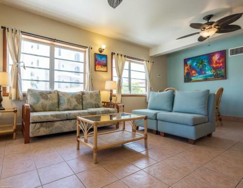 Villa Belizean Cove Estates