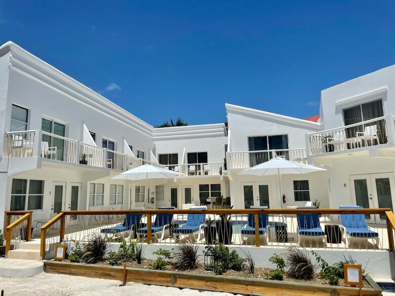 Hotel Mata Rocks Resort