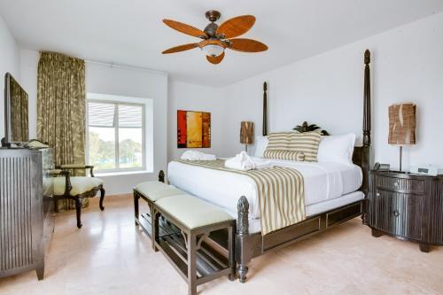 Hotel Las Terrazas Resort & Residences