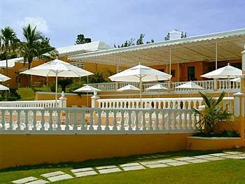 Hotel Coco Reef Bermuda