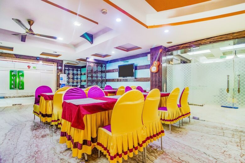 Fabhotel Ns International