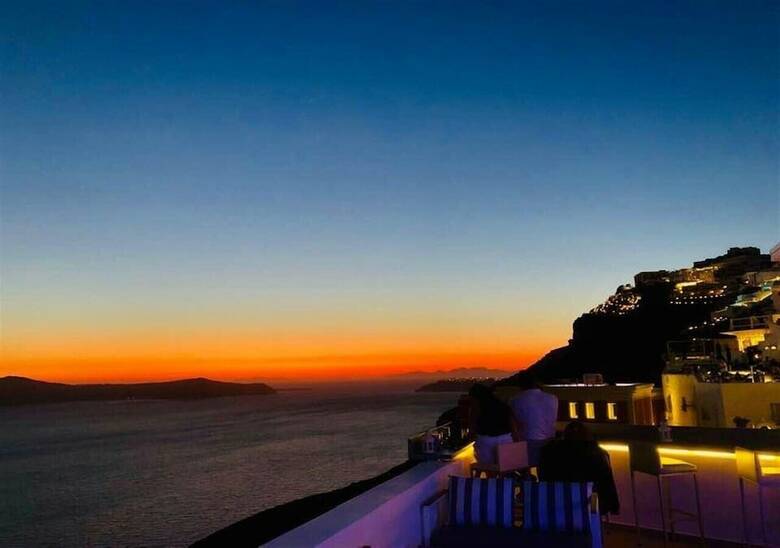 Hotel Loucas On The Cliff