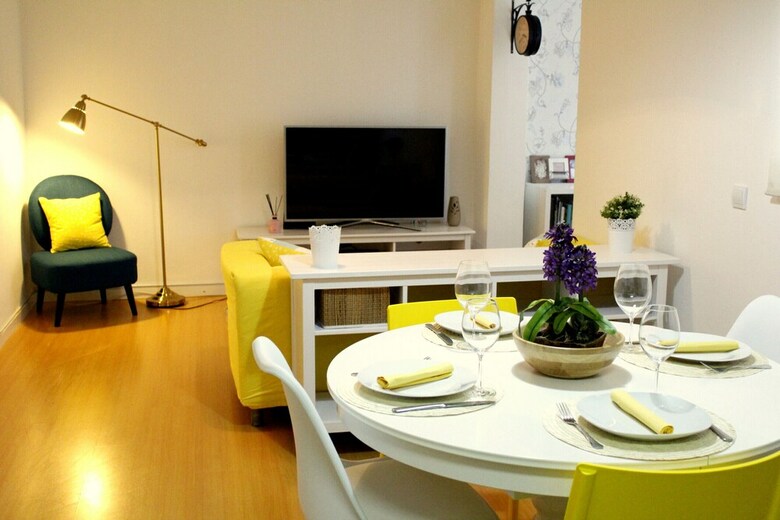 Central Apartment In Quarteira