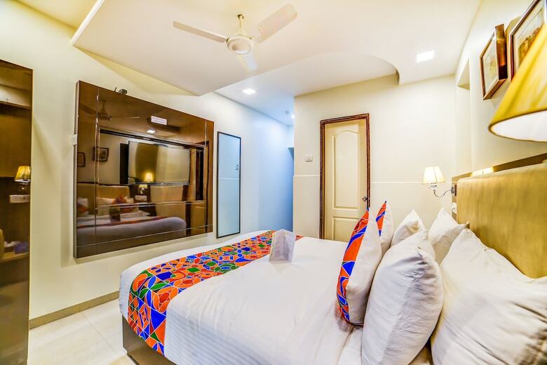 Fabhotel Laaiba Residency