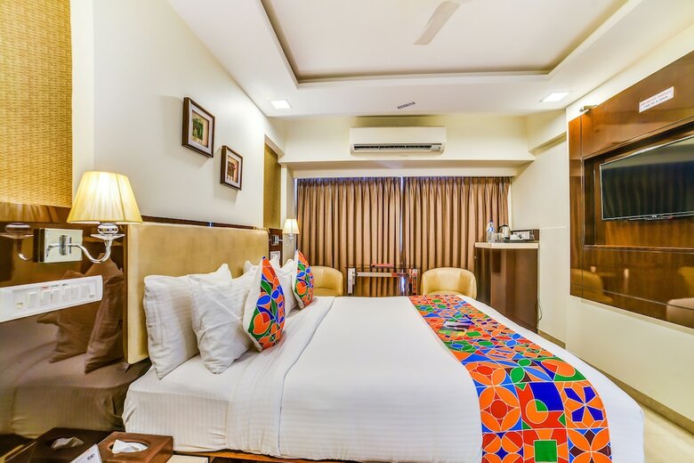 Fabhotel Laaiba Residency