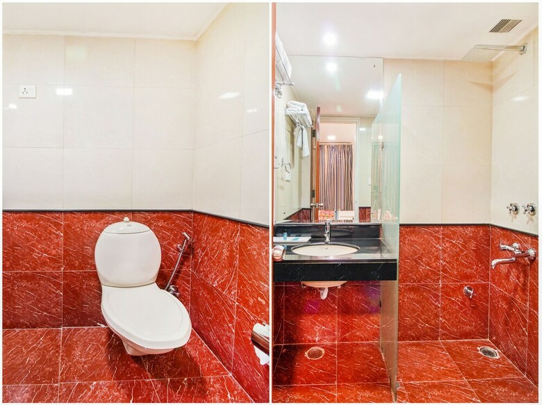 Fabhotel Divine Inn