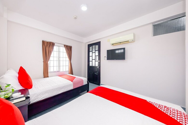 Oyo 385 Gia Huy Hotel