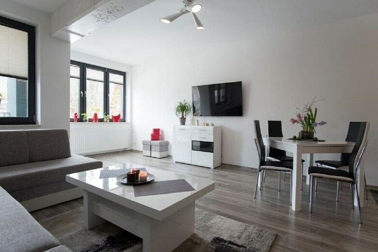 Apart-center Granitica