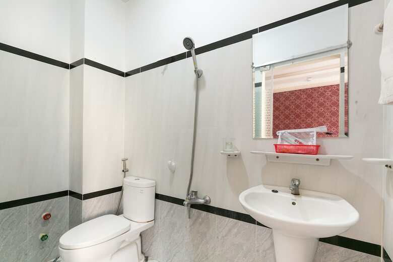 Oyo 393 Xuan Thuy Hotel