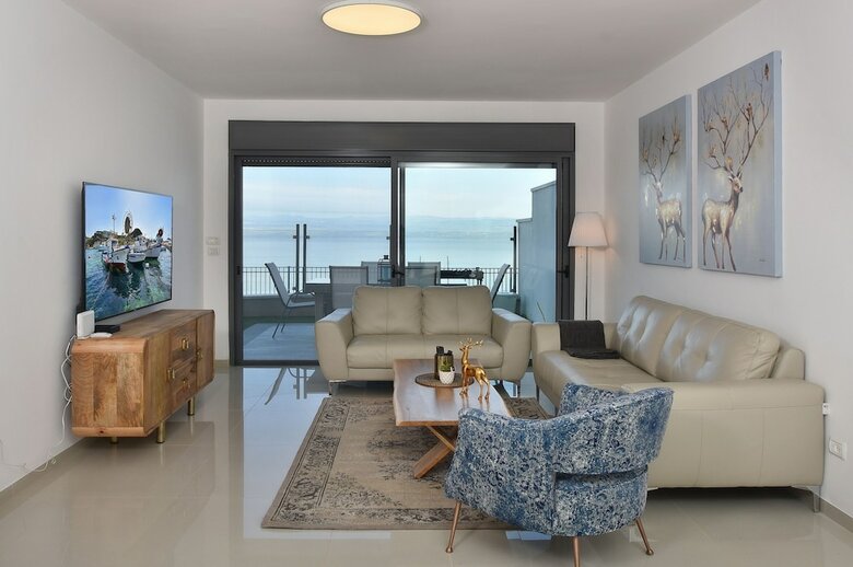 Apartamento Ariston Luxury Garden Apt W Private Pool