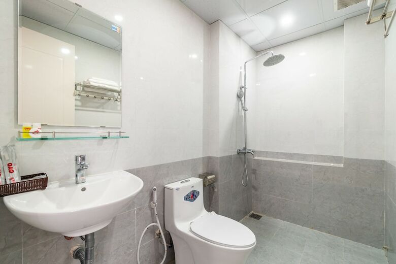Oyo 344 Three Girl Hotel & Apartment
