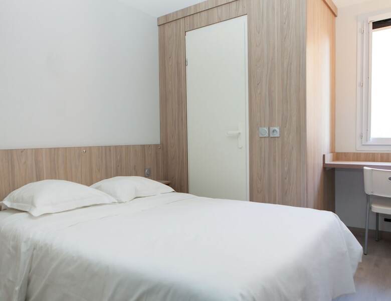 Brit Hotel Parc Azur Toulon