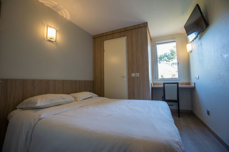 Brit Hotel Parc Azur Toulon