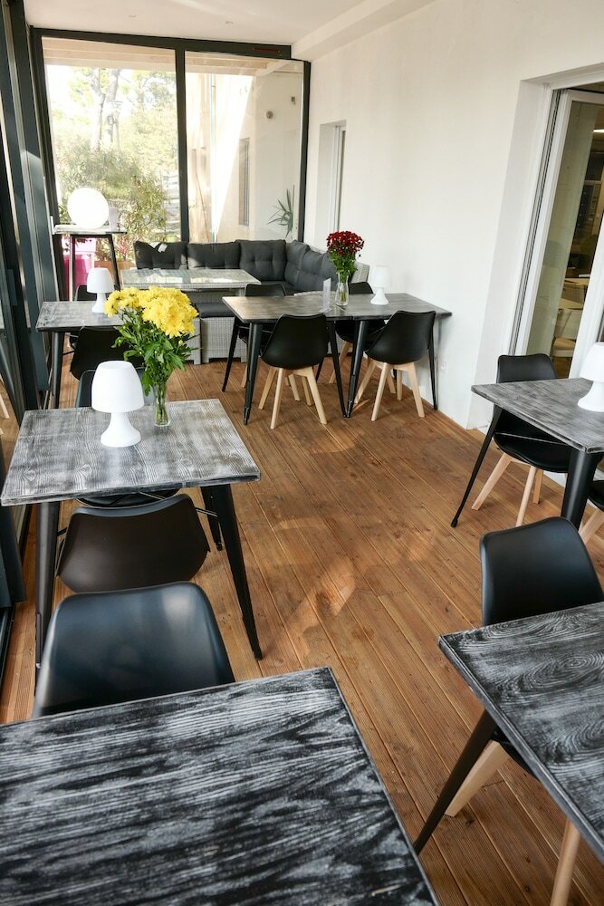 Brit Hotel Parc Azur Toulon
