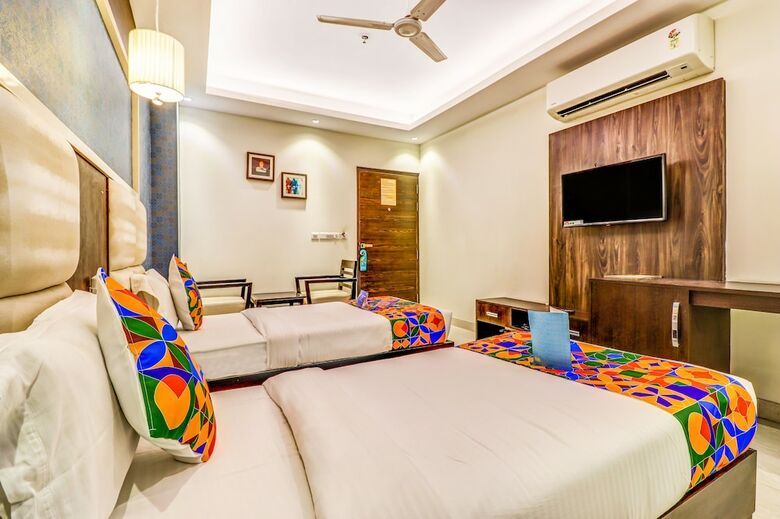 Fabhotel Solitaire