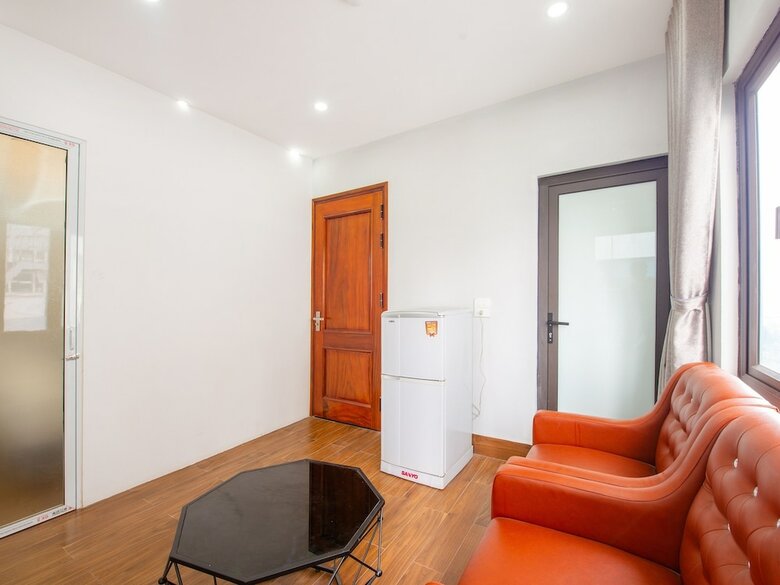 Oyo 411 Van Nam Hotel