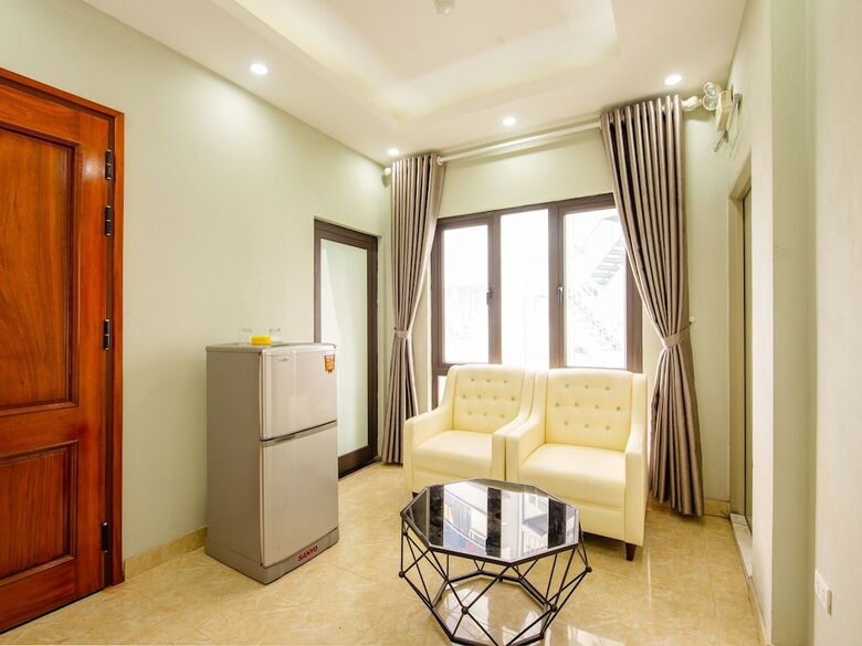 Oyo 411 Van Nam Hotel