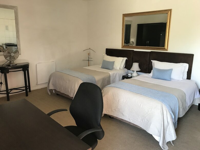 Hotel Cherry Country Lodge