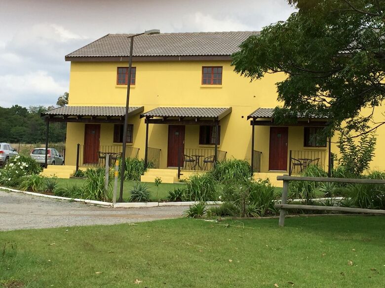 Hotel Cherry Country Lodge