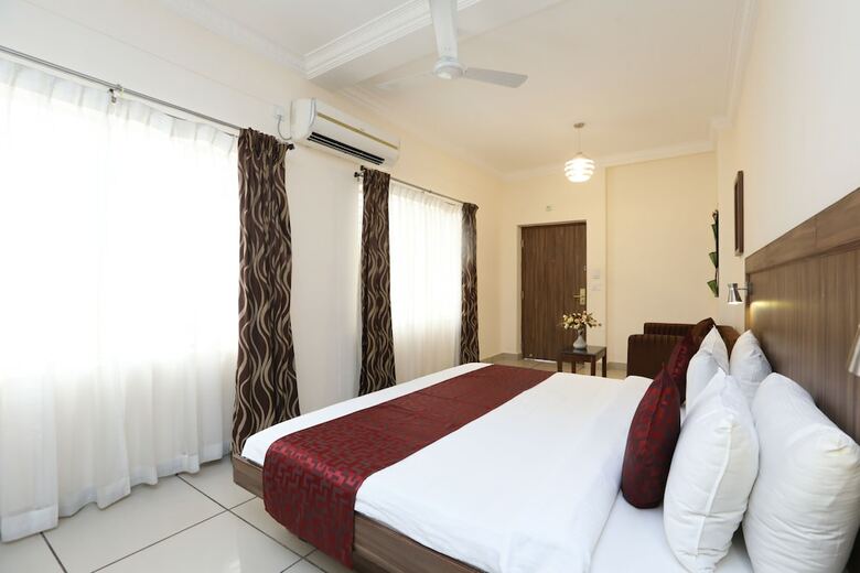 Hotel Komfort Suites