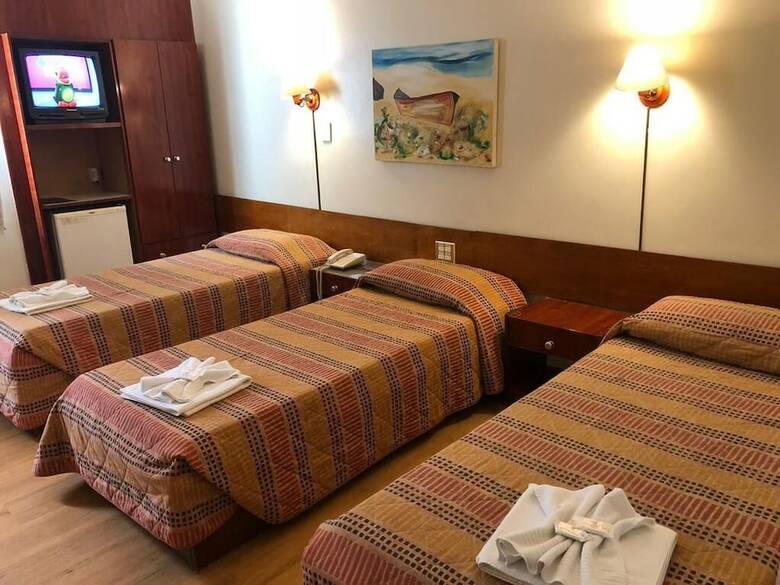 Oyo 2s Hotel