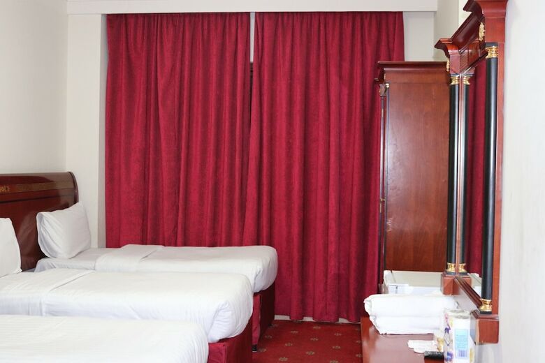 Hotel Karam Taibah Almasi