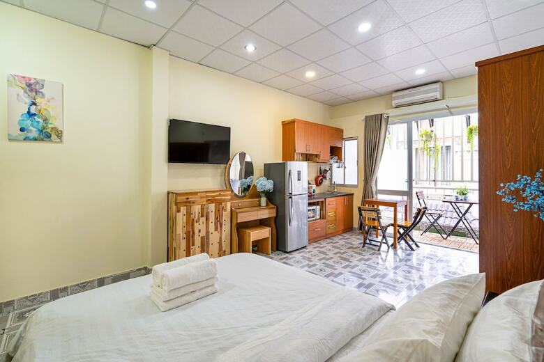 Aparthotel We Home Mac Dinh Chi