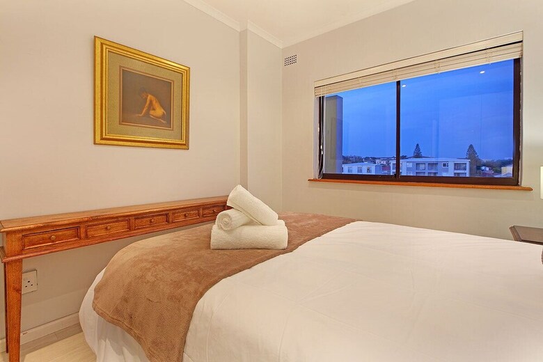 Apartamentos Malata Beach 32