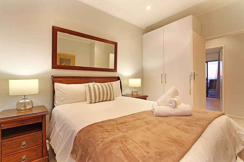 Apartamentos Malata Beach 32