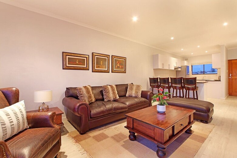 Apartamentos Malata Beach 32