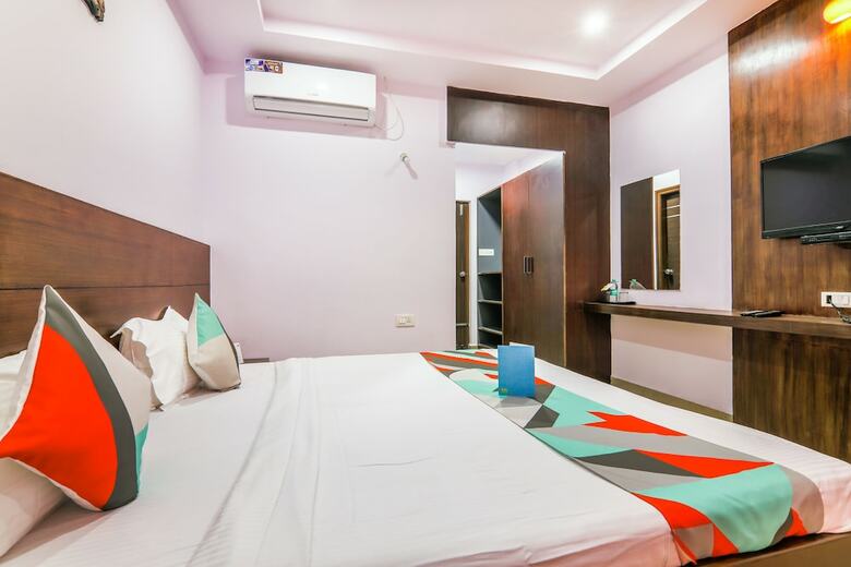 Fabhotel Yashaswi Comforts