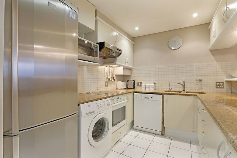 Apartamentos Dolphin Beach H106