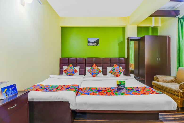 Fabhotel Misty Oak