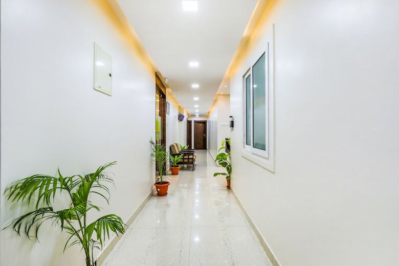 Fabhotel Zenith Residency