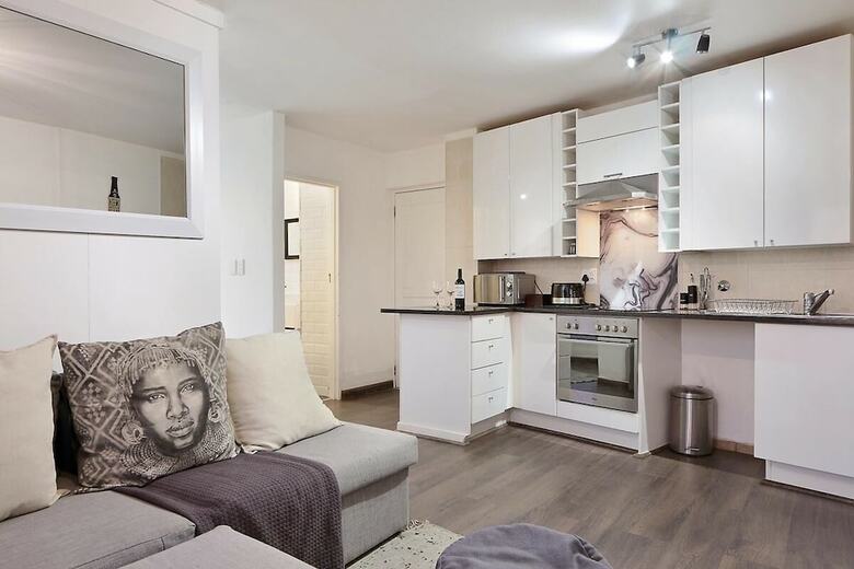 Apartamentos The Bays B202