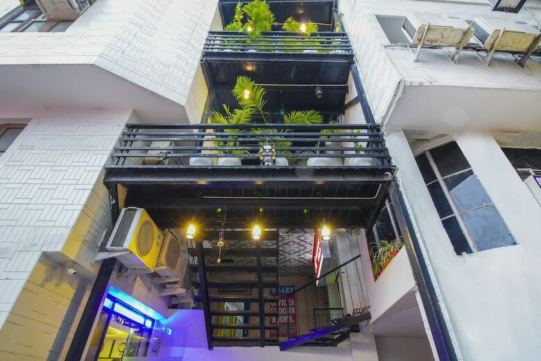 Gracious A Unit Of Hotel Vishesh