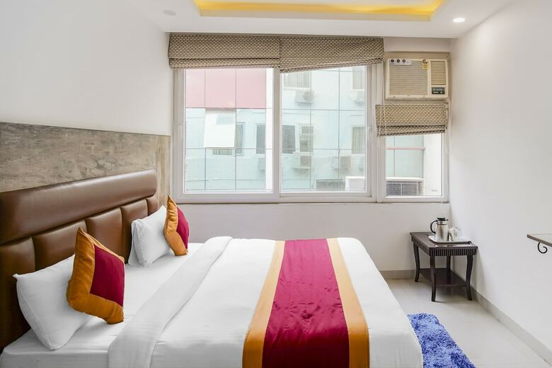 Gracious A Unit Of Hotel Vishesh