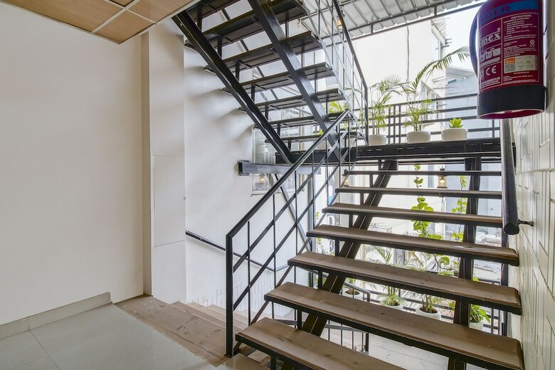 Gracious A Unit Of Hotel Vishesh