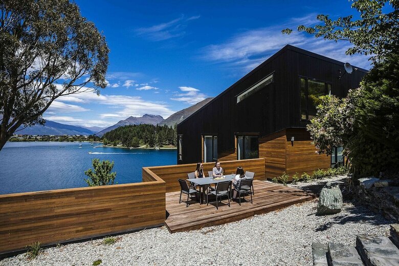 Lakehouse Joela