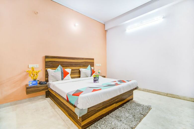 Hotel Fabexpress Sky Residency
