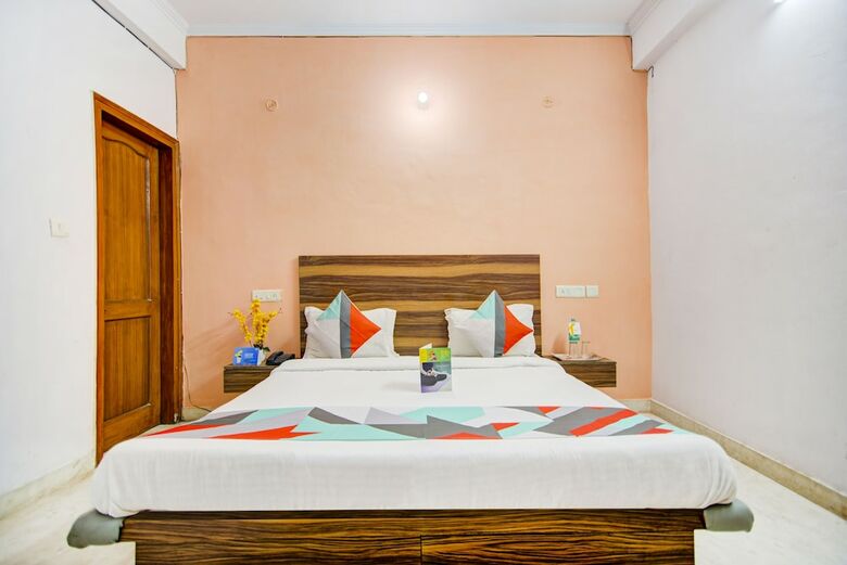 Hotel Fabexpress Sky Residency