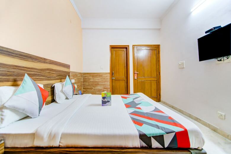 Hotel Fabexpress Sky Residency