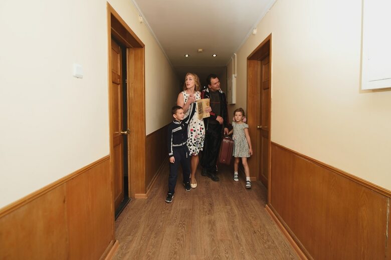 Hostal Econom Hotel Equator - Hostel