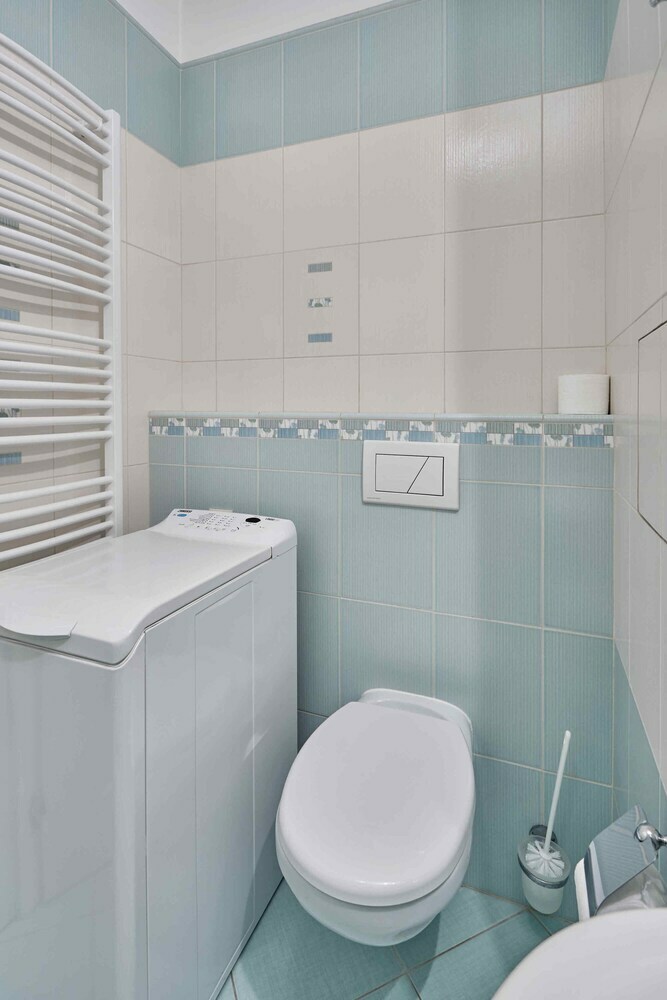 Natali Apartments