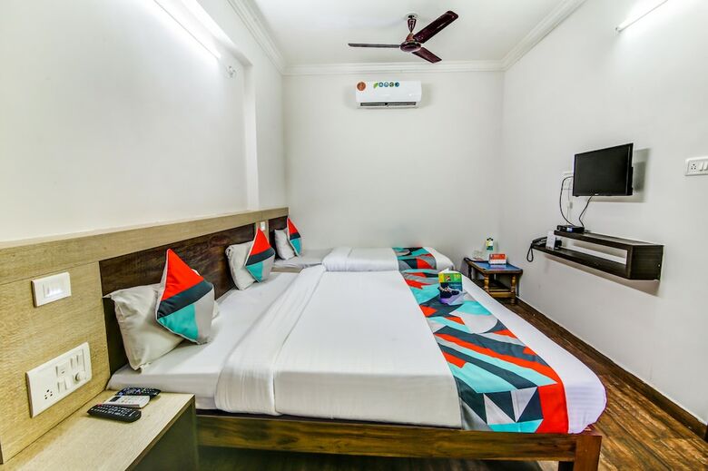Hotel Fabexpress Way Inn