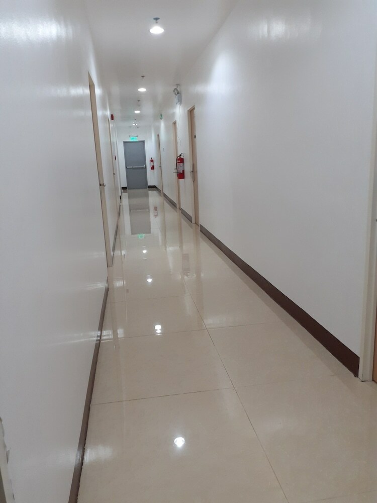 Meaco Royal Hotel - Ilagan