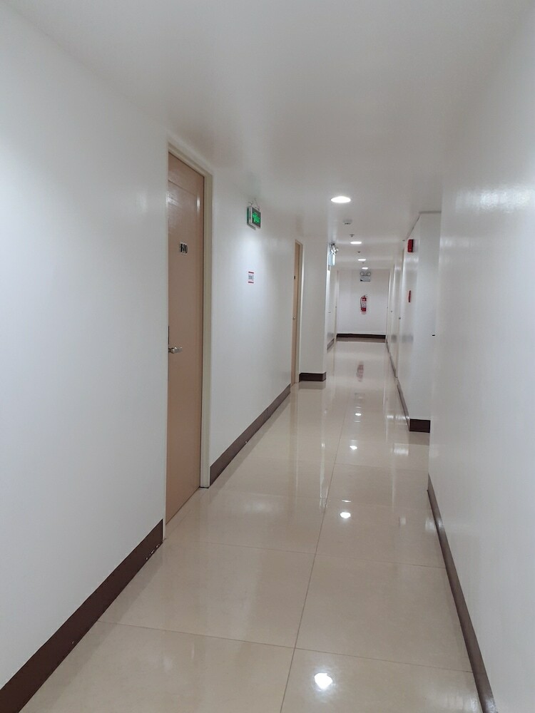 Meaco Royal Hotel - Ilagan