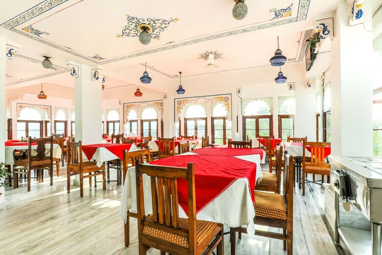 Fabhotel Pichola Haveli