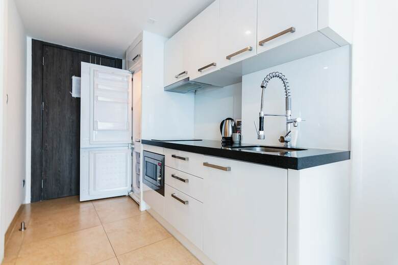 Centara Av. Residence By Pattaya Holiday