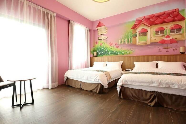 Hotel Mushroom 30